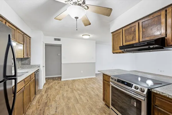 $345,000 | 3004 Highgate Lane, Bedford, TX 76021