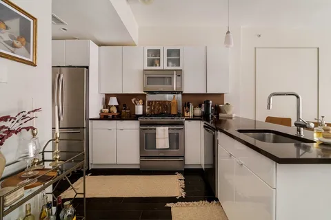 $1,000,000 | 257 Northampton Street, Unit 307, Boston, MA 02118