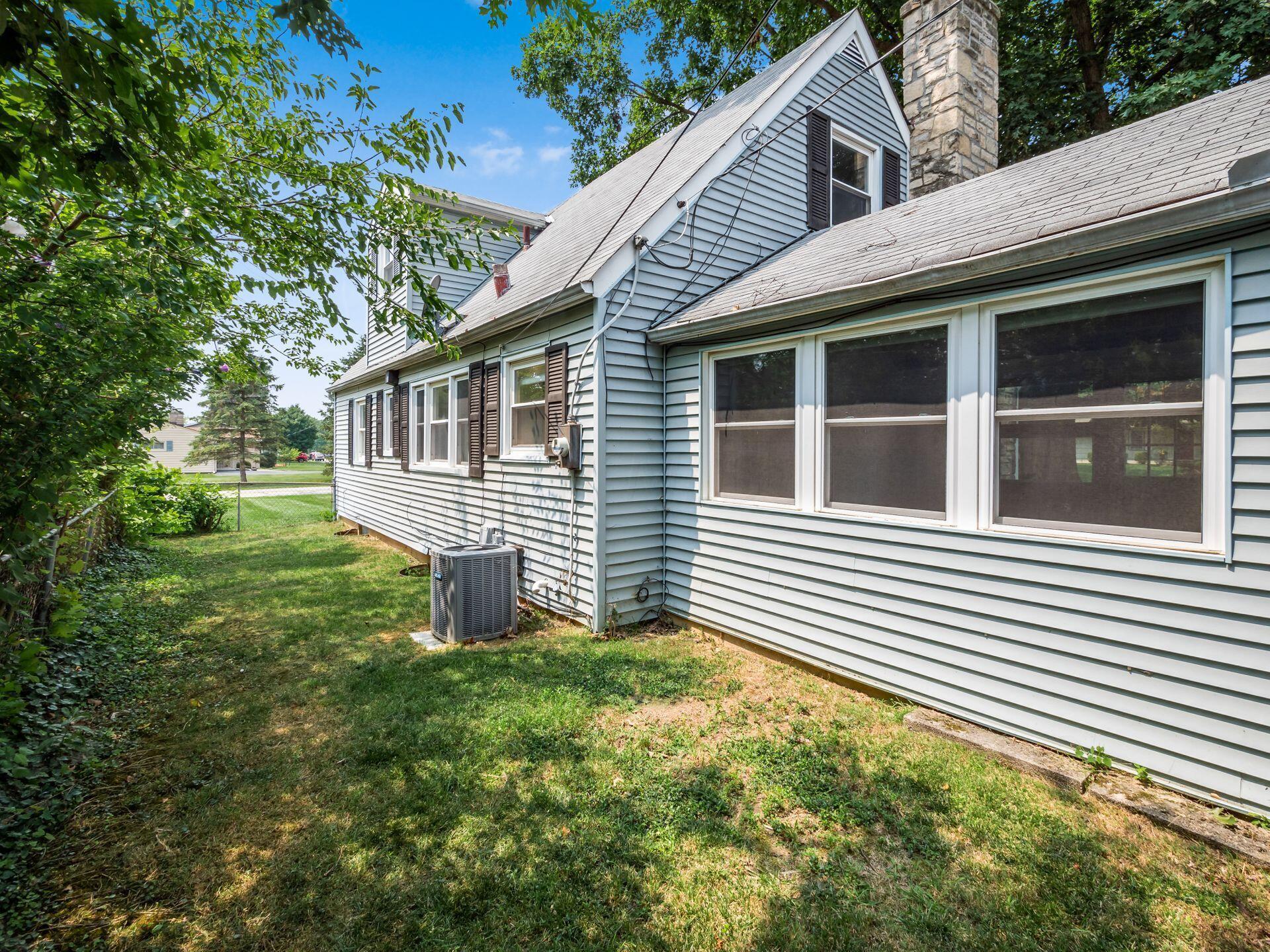 2265 Wickliffe Road Columbus, OH 43221 - Photo 51 of 53 Exterior Back