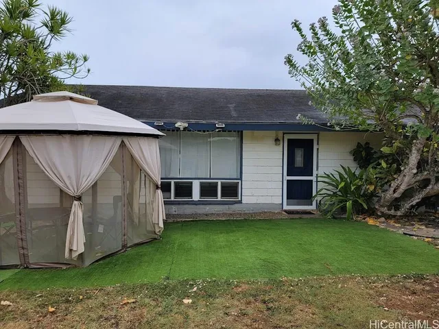 $2,100 | 55-104 Naupaka Street, Unit A, Laie, HI 96762