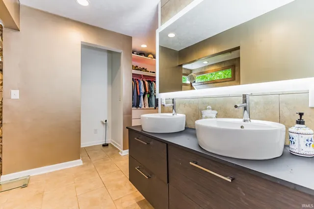 $435,000 | 1026 Yellowbrick Road, Pendleton, IN 46064