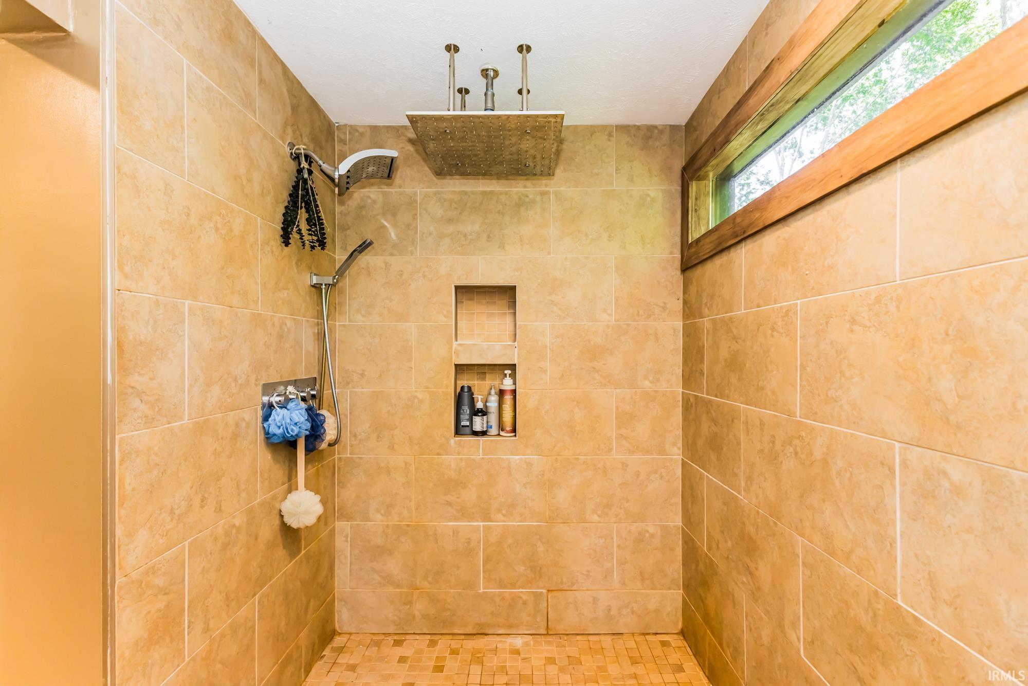 1026 Yellowbrick Road Pendleton, IN 46064 - Photo 27 of 36