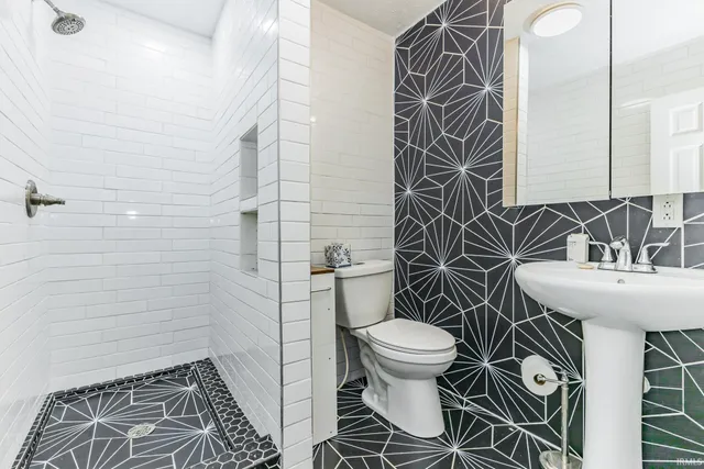 $435,000 | 1026 Yellowbrick Road, Pendleton, IN 46064