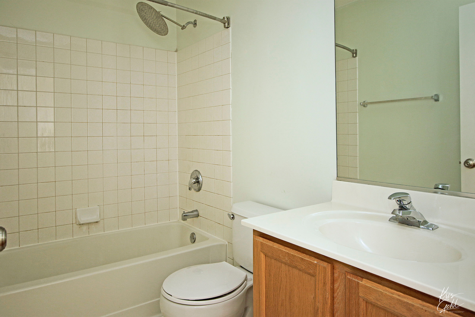 2806 Falling Waters Lane, Unit 2806 Lindenhurst, IL 60046 - Photo 15 of 17