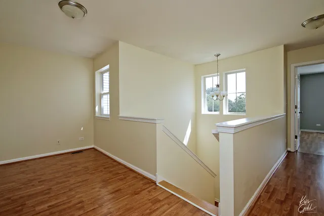 $2,450 | 2806 Falling Waters Lane, Unit 2806, Lindenhurst, IL 60046