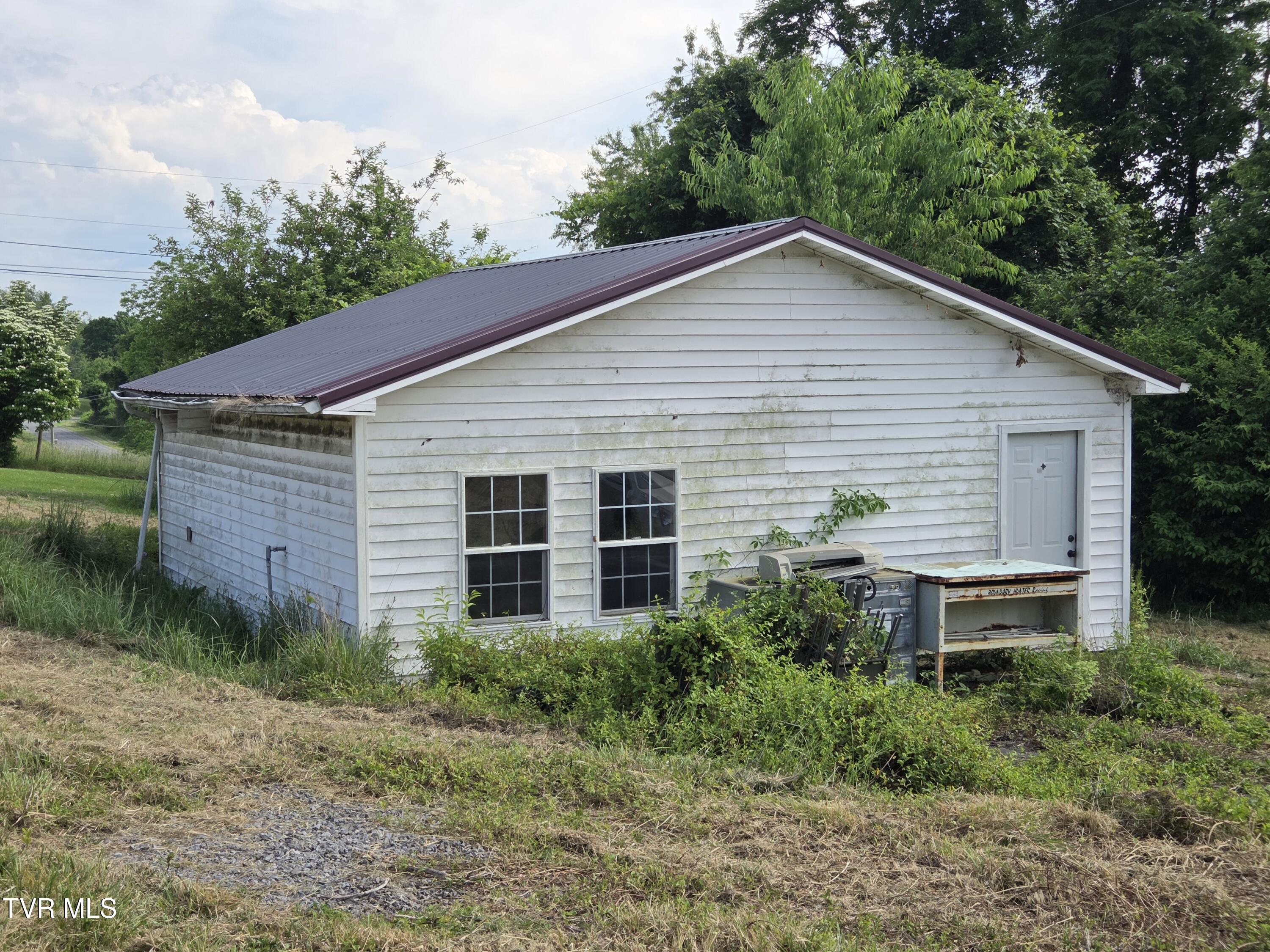 13093 Kincannon Road Glade Spring, VA 24340 - Photo 27 of 33 20260519_165349