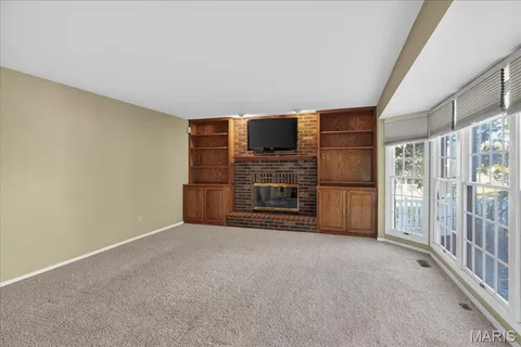 $680,000 | 2316 Coventry Farm Court, Chesterfield, MO 63017