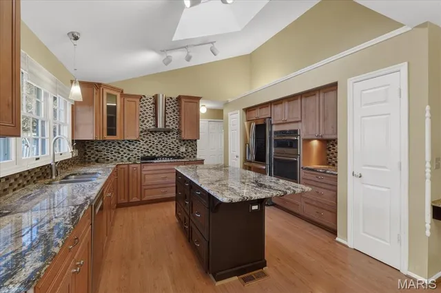 $699,500 | 2316 Coventry Farm Court, Chesterfield, MO 63017