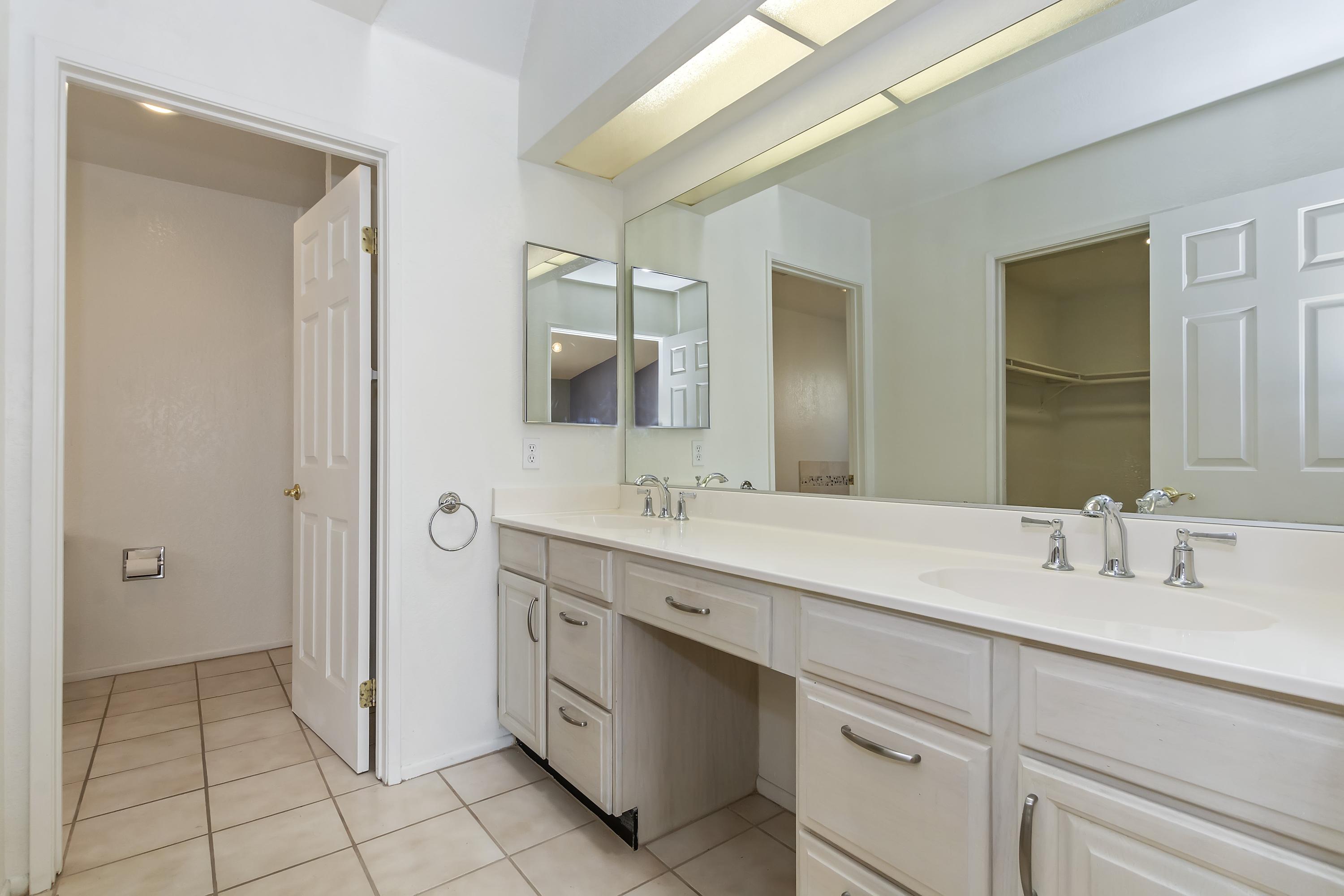 67845 Reed Circle Cathedral City, CA 92234 - Photo 18 of 38 018_Master Bathroom