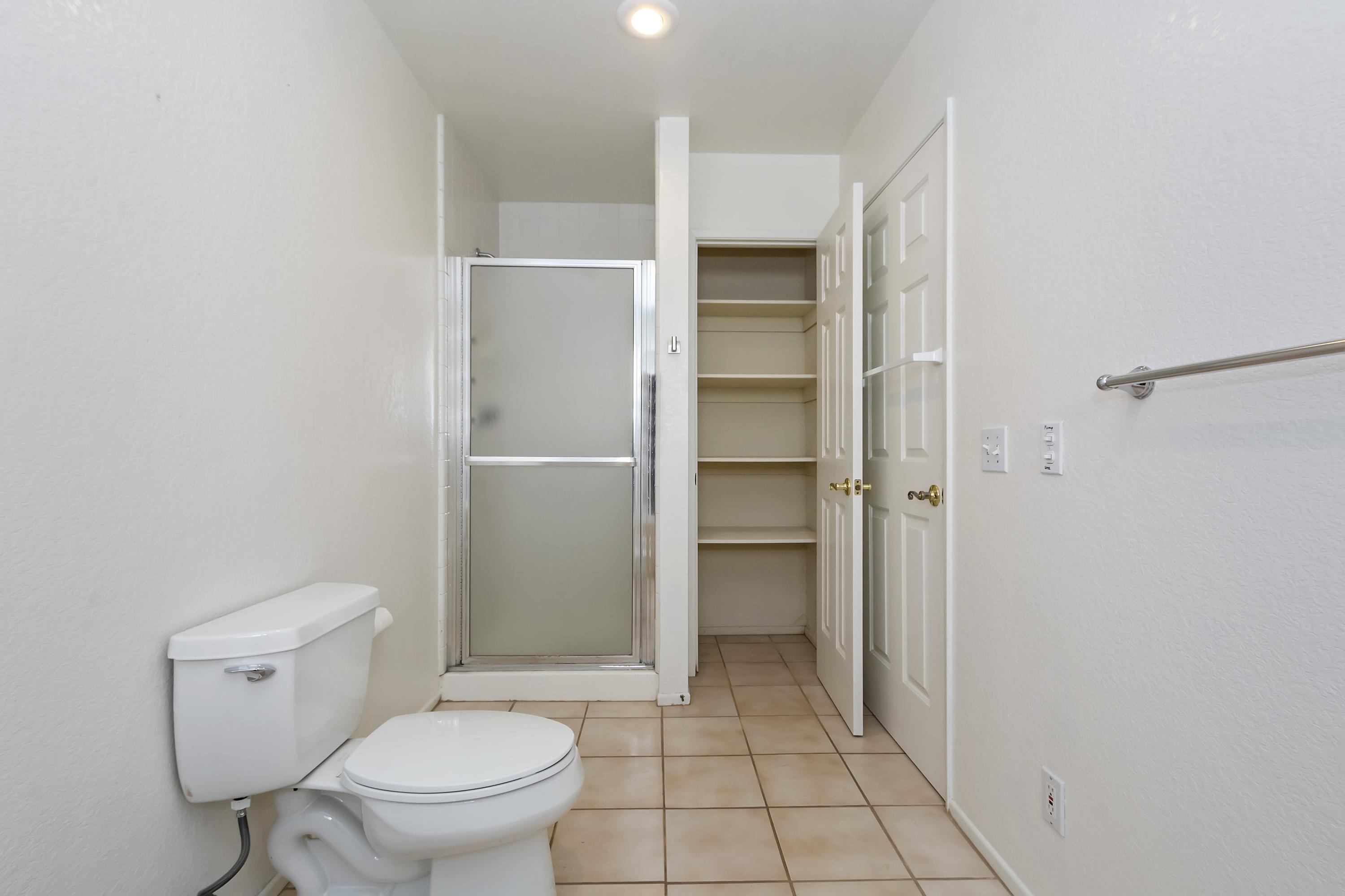 67845 Reed Circle Cathedral City, CA 92234 - Photo 20 of 38 020_Master Bathroom