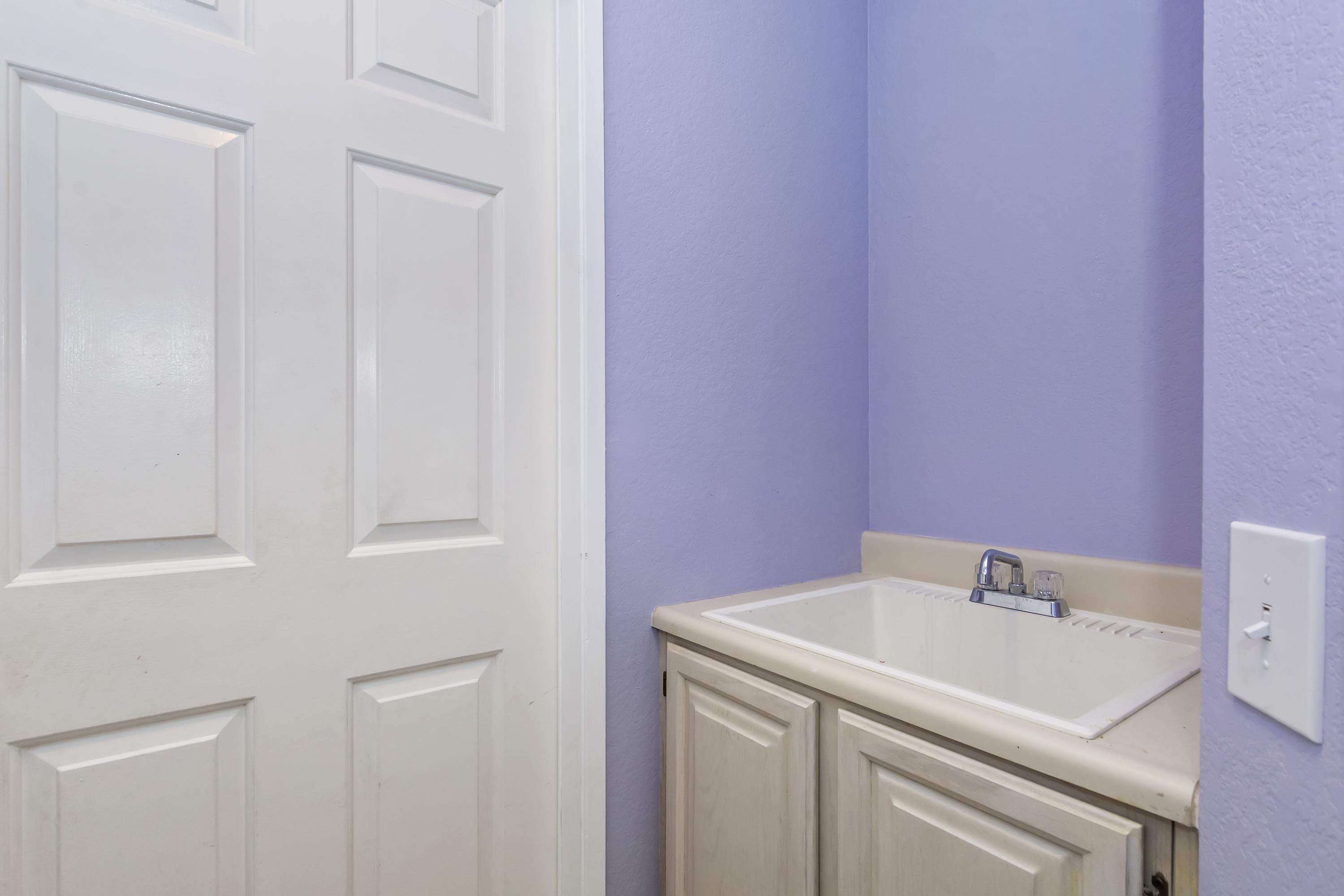 67845 Reed Circle Cathedral City, CA 92234 - Photo 31 of 38 031_Laundry Room