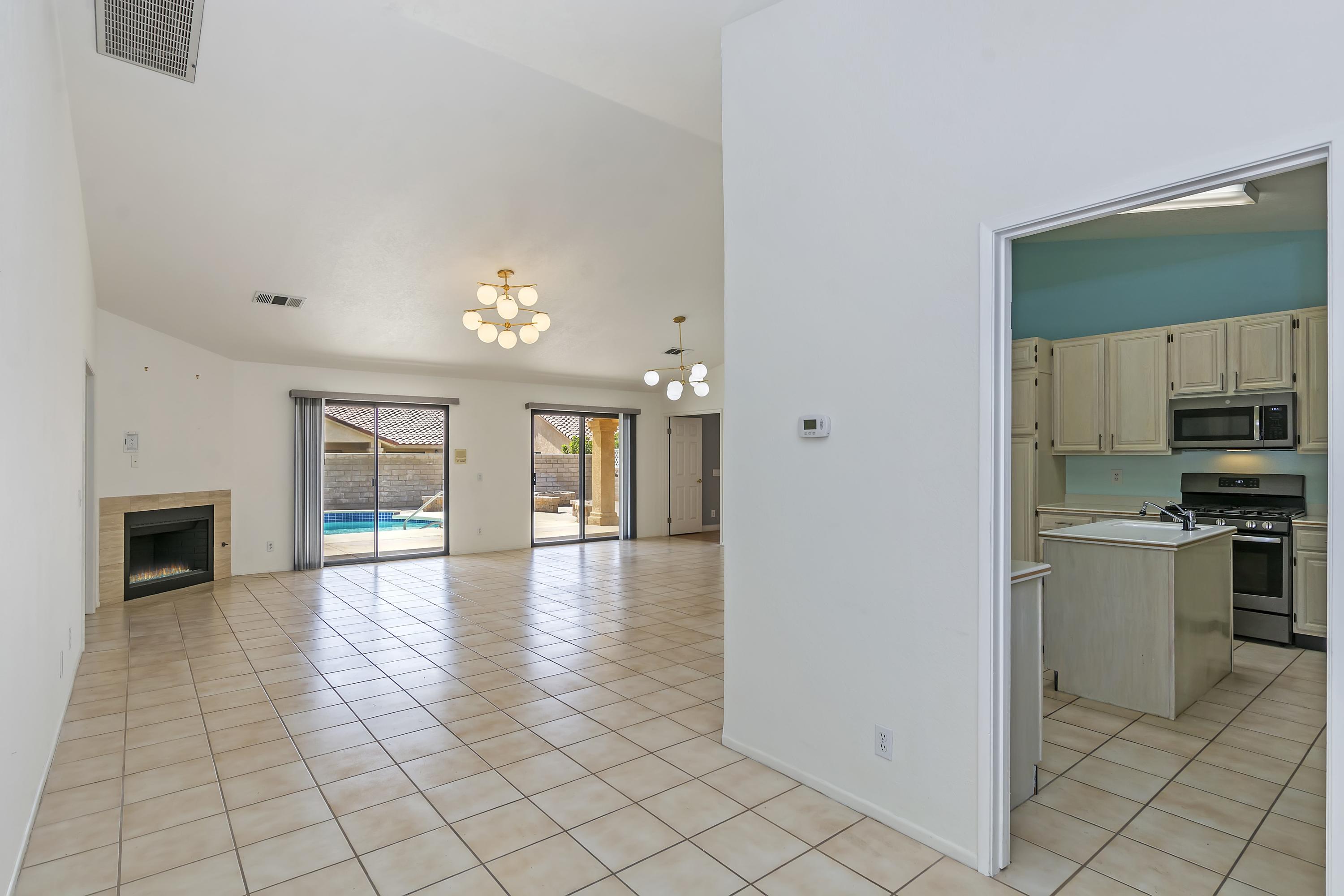 67845 Reed Circle Cathedral City, CA 92234 - Photo 7 of 38 007_Foyer