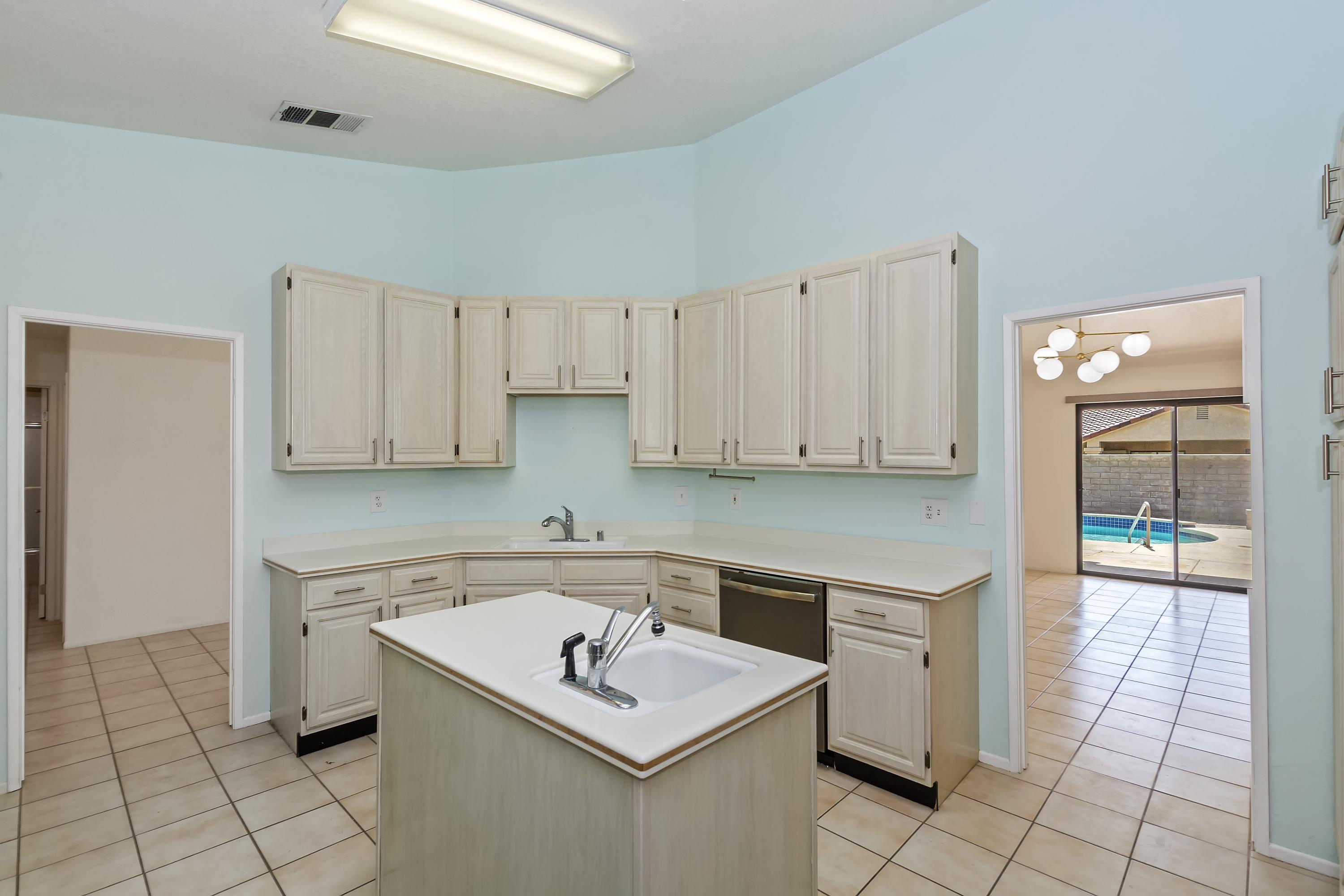 67845 Reed Circle Cathedral City, CA 92234 - Photo 10 of 38 010_Kitchen