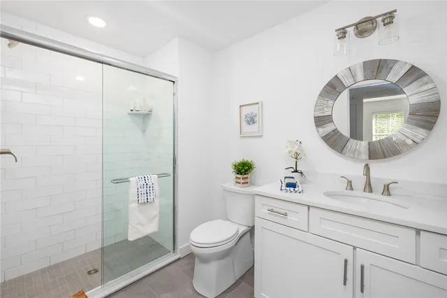 $389,900 | 32 Exchange Street, Unit 204, East Greenwich, RI 02818