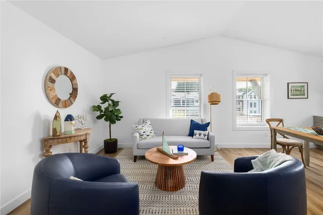 $389,900 | 32 Exchange Street, Unit 204, East Greenwich, RI 02818