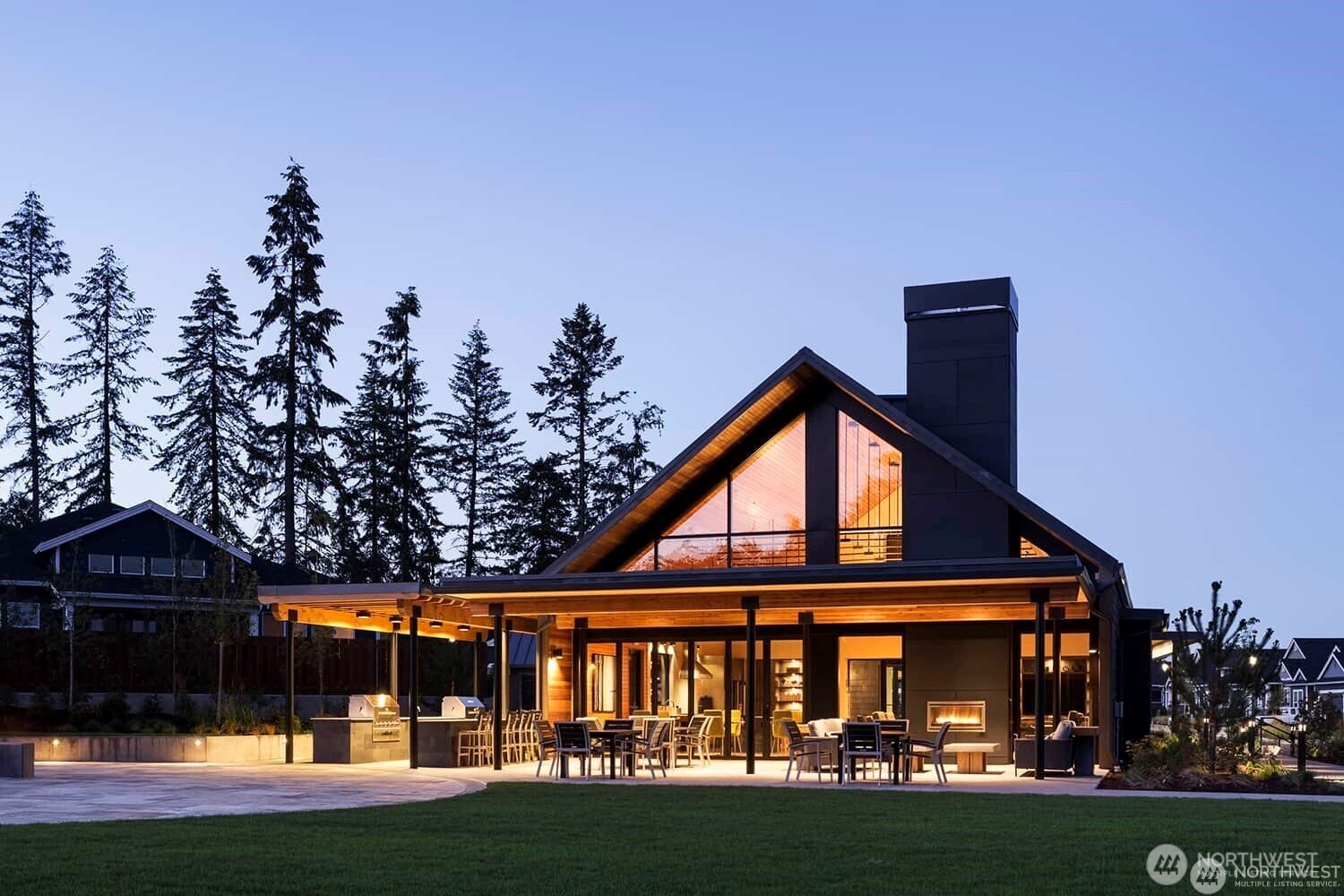 3311 Colville Street Southeast Lacey, WA 98513 - Photo 35 of 40 a front view of a house with garden
