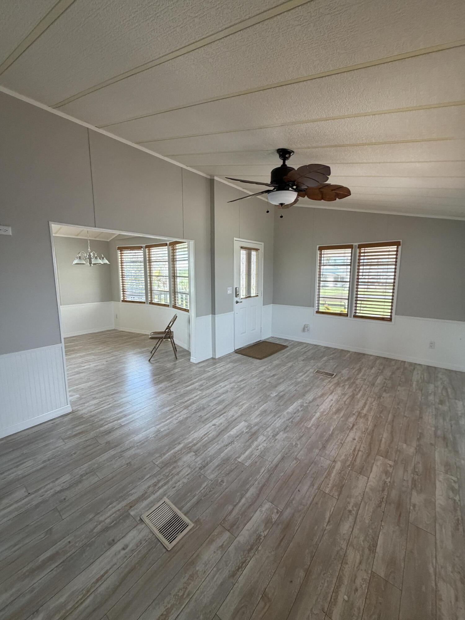 5367 Southeast 66th Avenue Okeechobee, FL 34974 - Photo 3 of 34 IMG_3696
