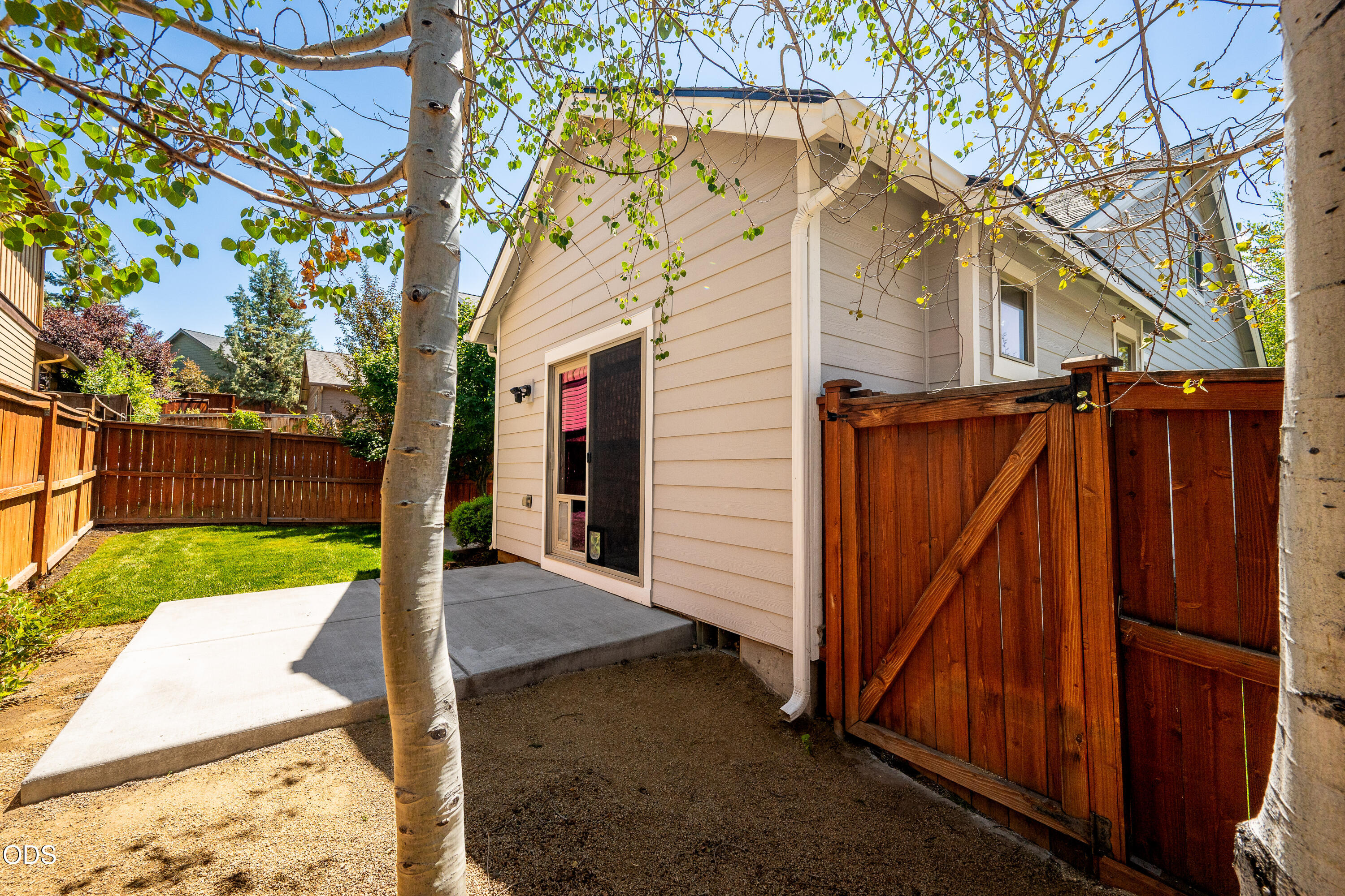20768 Northeast Horizon Ridge Place Bend, OR 97701 - Photo 42 of 46