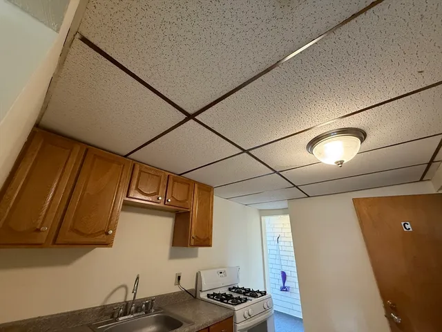 $1,650 | 342 Broadway, Unit C, North Attleboro, MA 02760