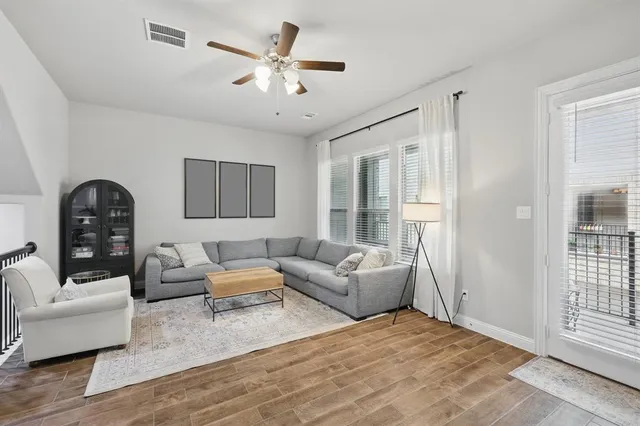 $439,900 | 2460 Merriweather Lane, Flower Mound, TX 75028