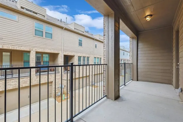 $439,900 | 2460 Merriweather Lane, Flower Mound, TX 75028