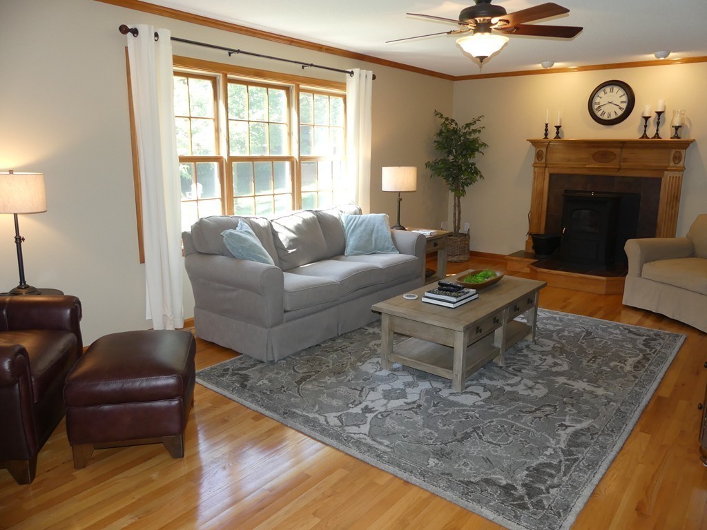11 Spring Hill Road Belchertown, MA 01007 - Photo 11 of 30 Gallery Image 11