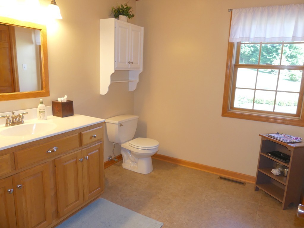 11 Spring Hill Road Belchertown, MA 01007 - Photo 27 of 30 Gallery Image 27