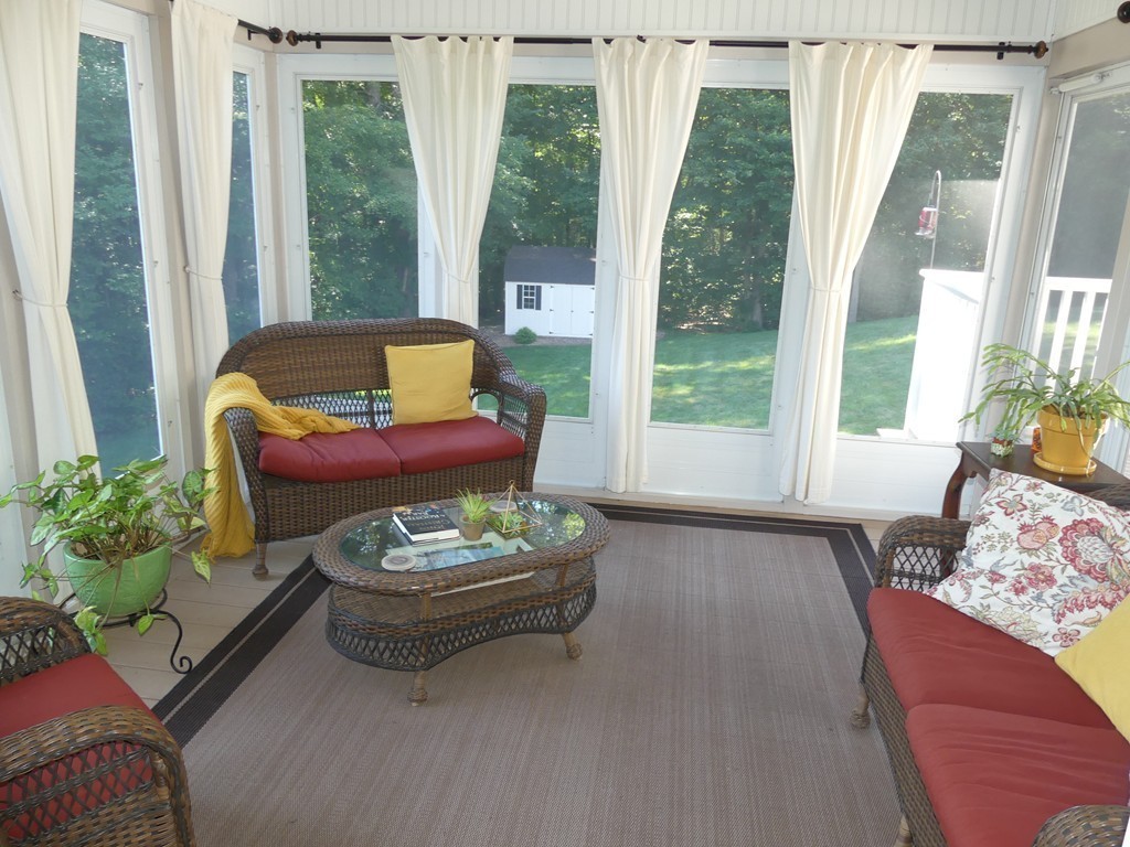11 Spring Hill Road Belchertown, MA 01007 - Photo 7 of 30 Gallery Image 7