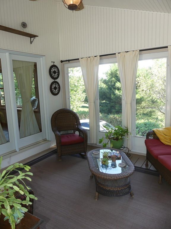 11 Spring Hill Road Belchertown, MA 01007 - Photo 8 of 30 Gallery Image 8