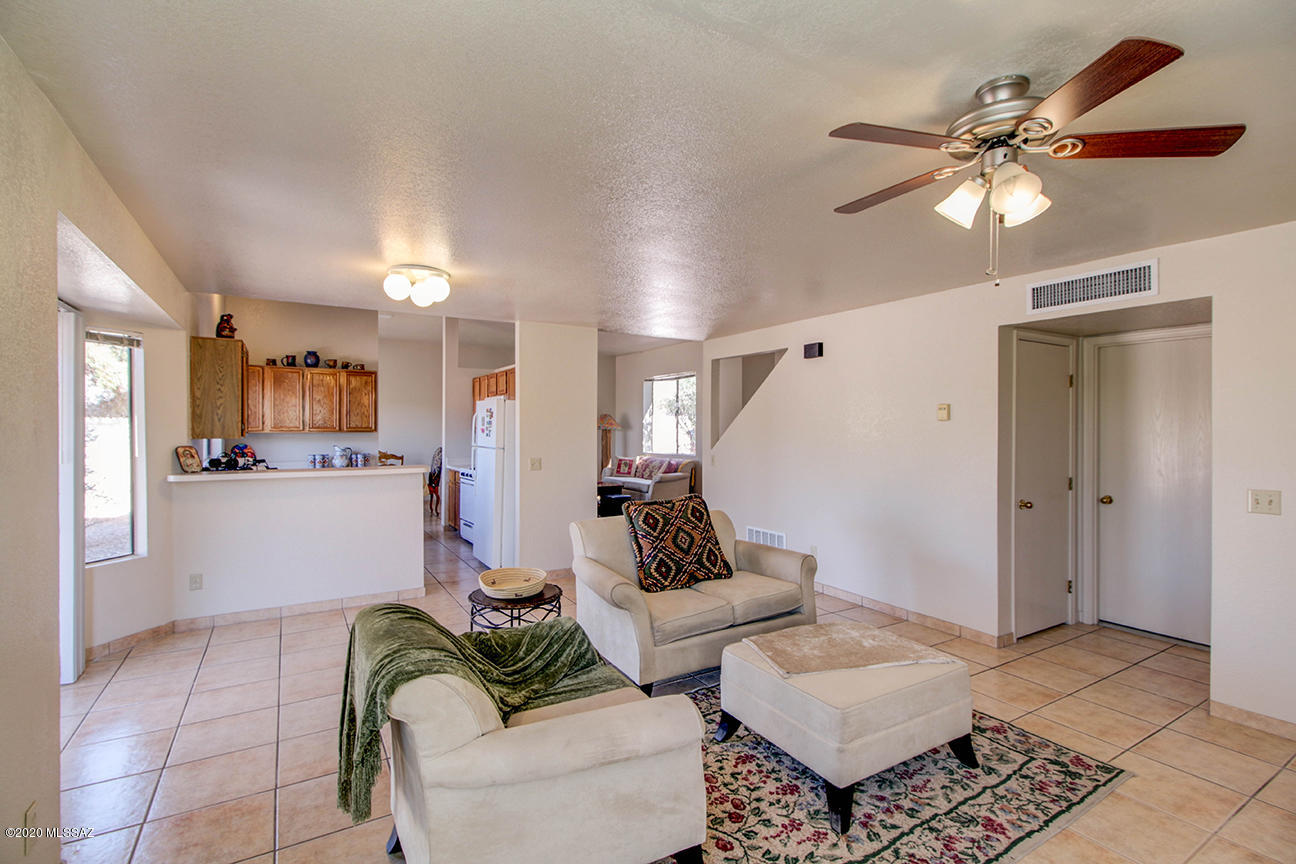 2763 West Sunset Road Tucson, AZ 85741 - Photo 9 of 34
