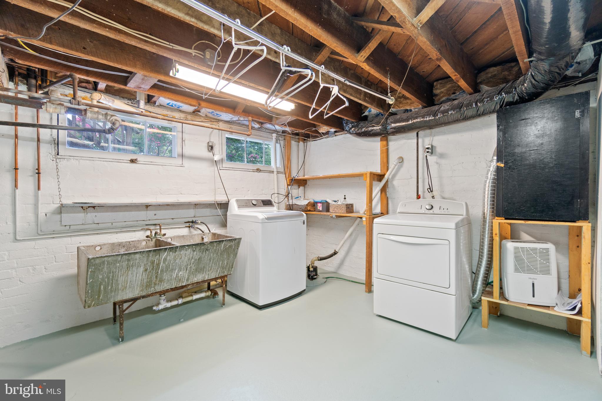 904 Elden Street Herndon, VA 20170 - Photo 37 of 76 Immaculate basement