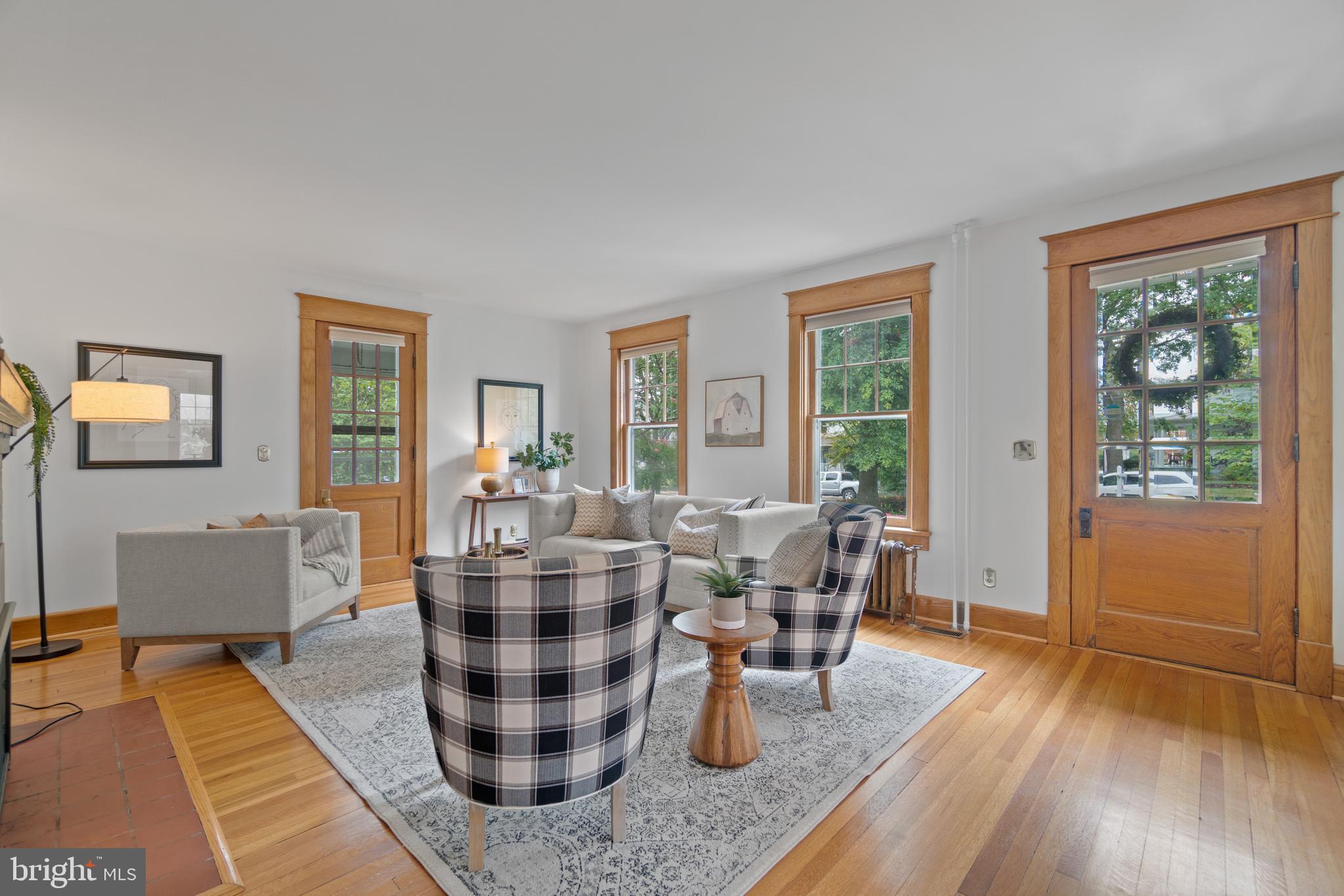 904 Elden Street Herndon, VA 20170 - Photo 5 of 76 Light-filled living room