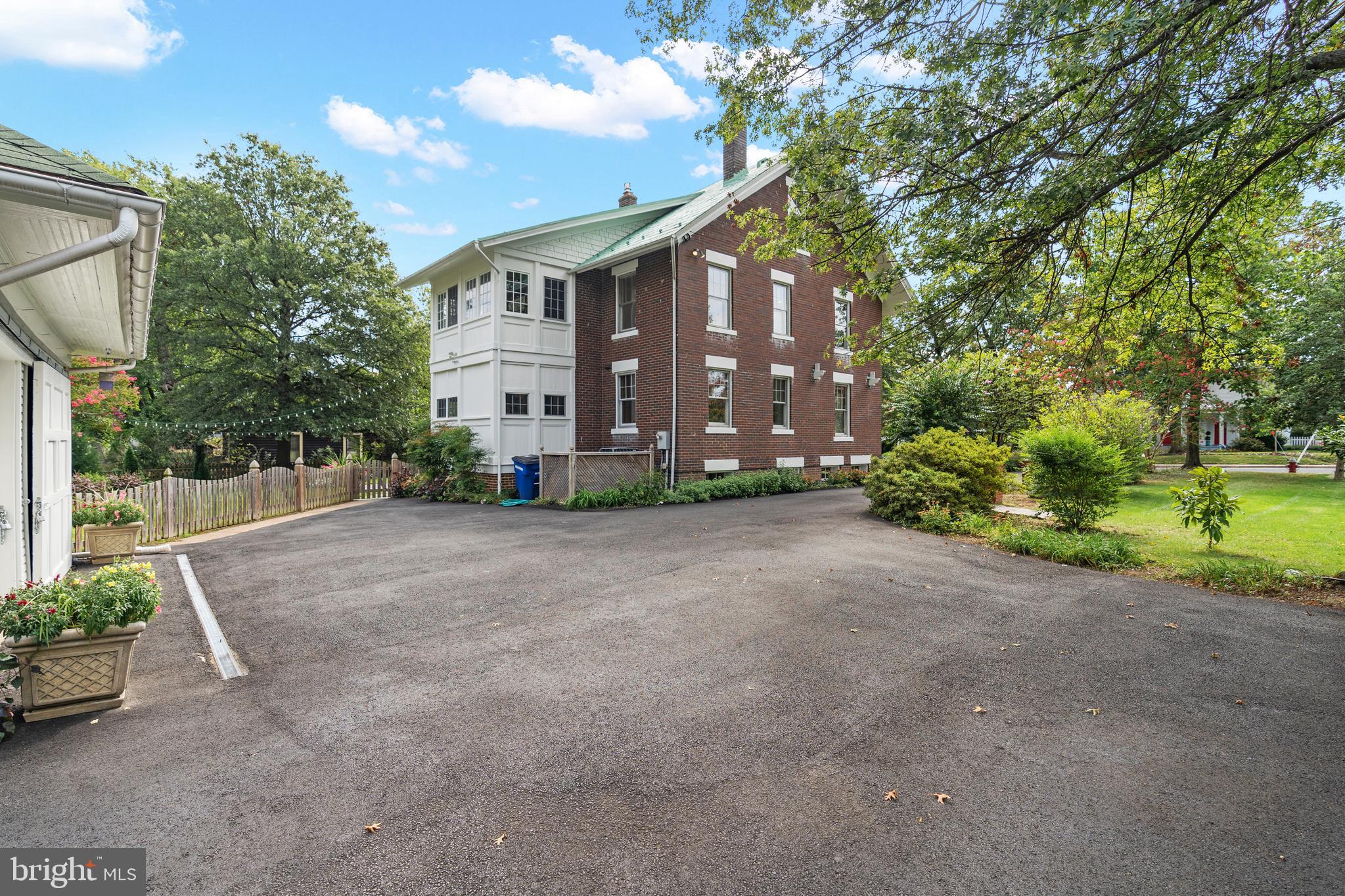 904 Elden Street Herndon, VA 20170 - Photo 57 of 76