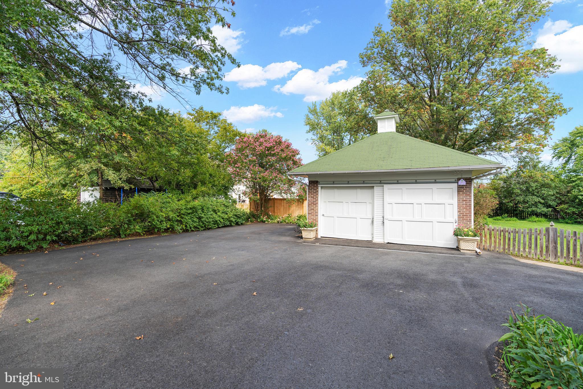 904 Elden Street Herndon, VA 20170 - Photo 58 of 76