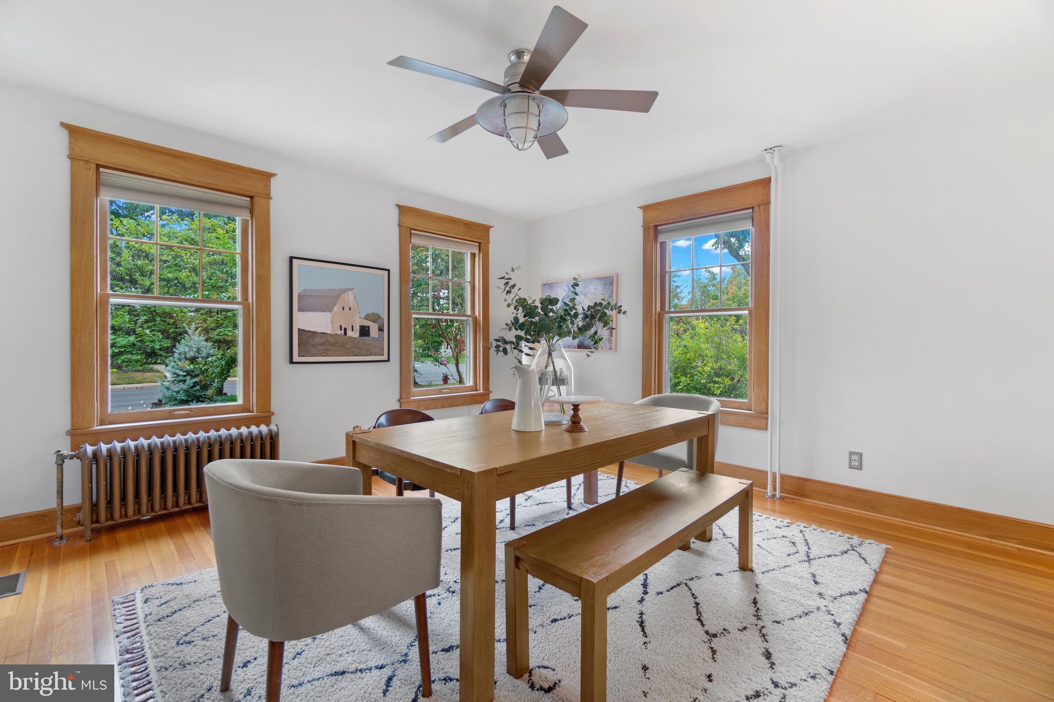 904 Elden Street Herndon, VA 20170 - Photo 6 of 76 Dining room