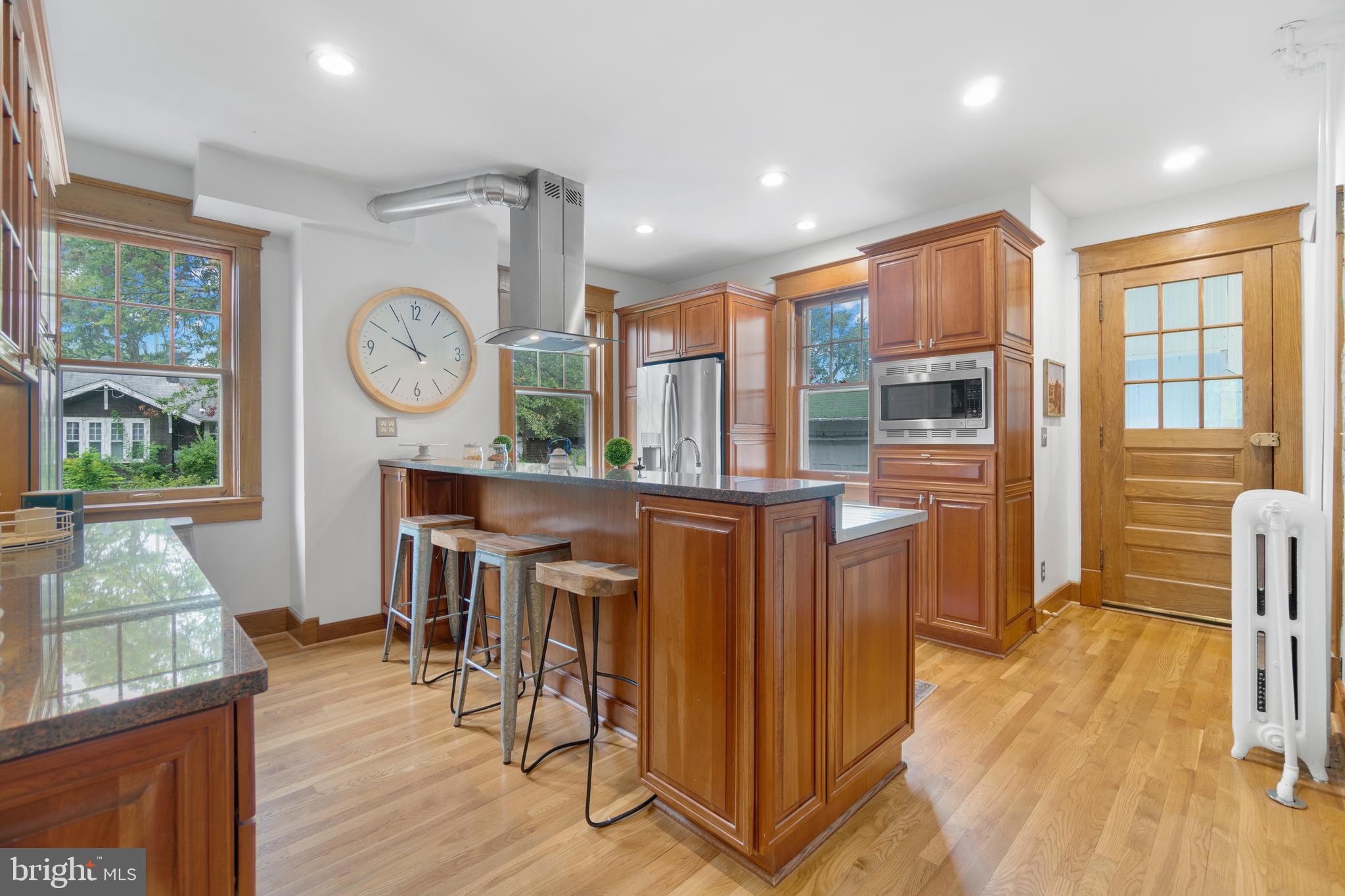 904 Elden Street Herndon, VA 20170 - Photo 8 of 76 Gourmet kitchen with chef-style appliances