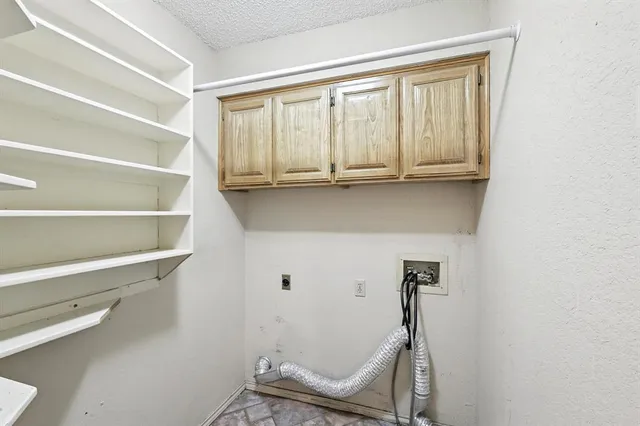 $395,000 | 709 Trail Lake Drive, Euless, TX 76039