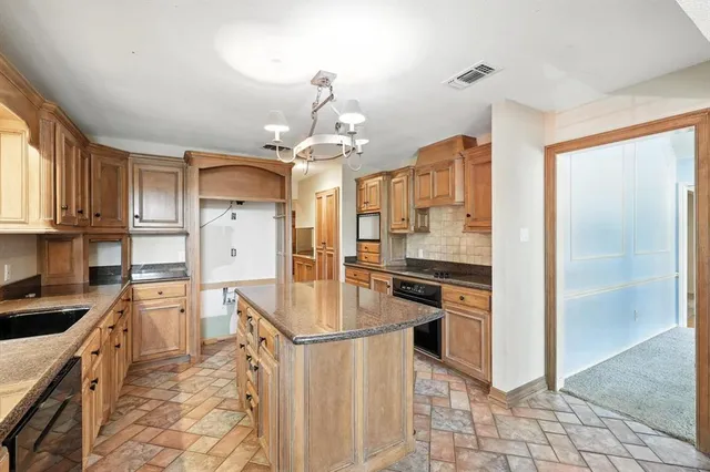 $395,000 | 709 Trail Lake Drive, Euless, TX 76039