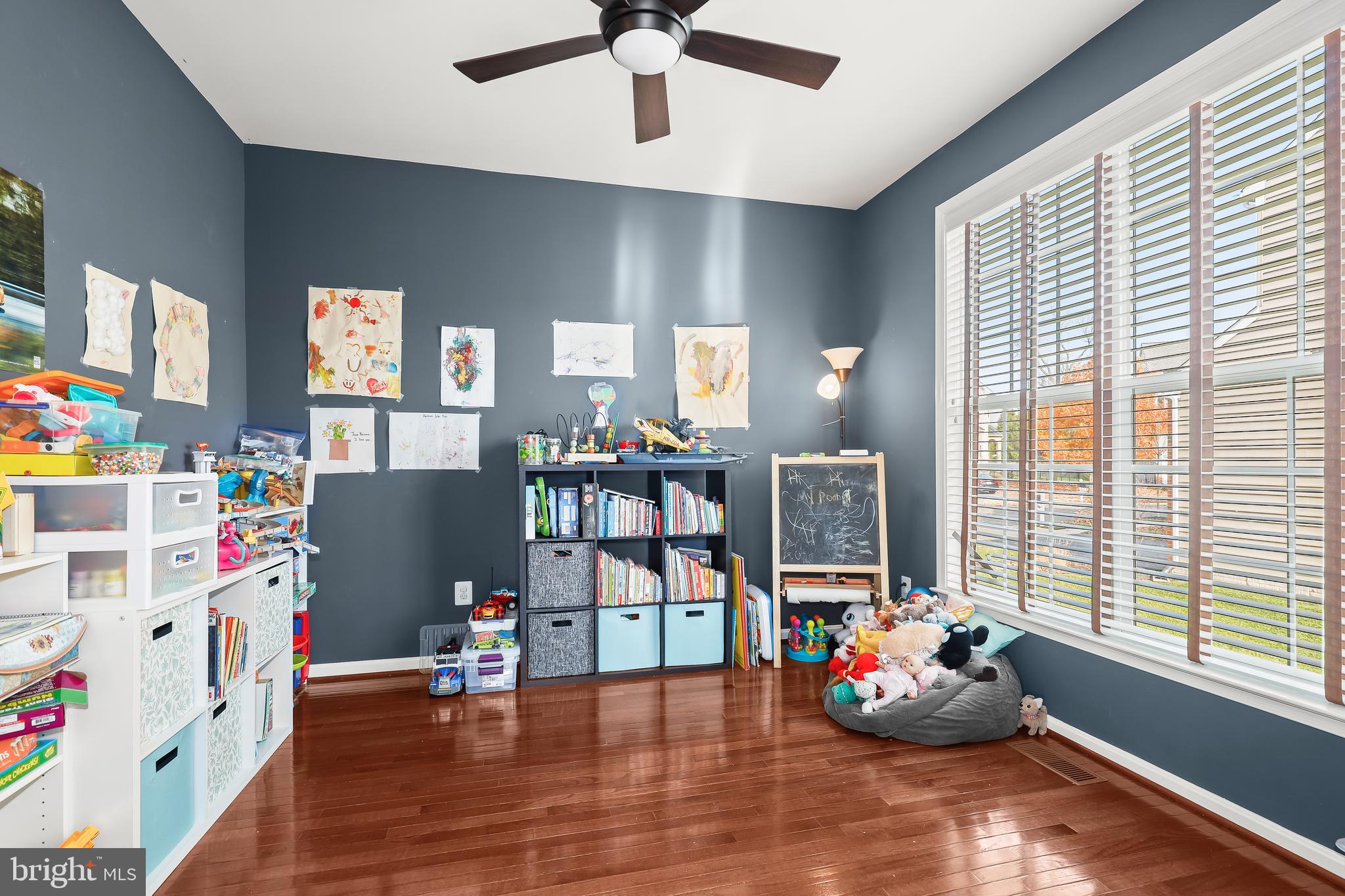 2028 Willowcrest Circle Baltimore, MD 21209 - Photo 20 of 53 Den