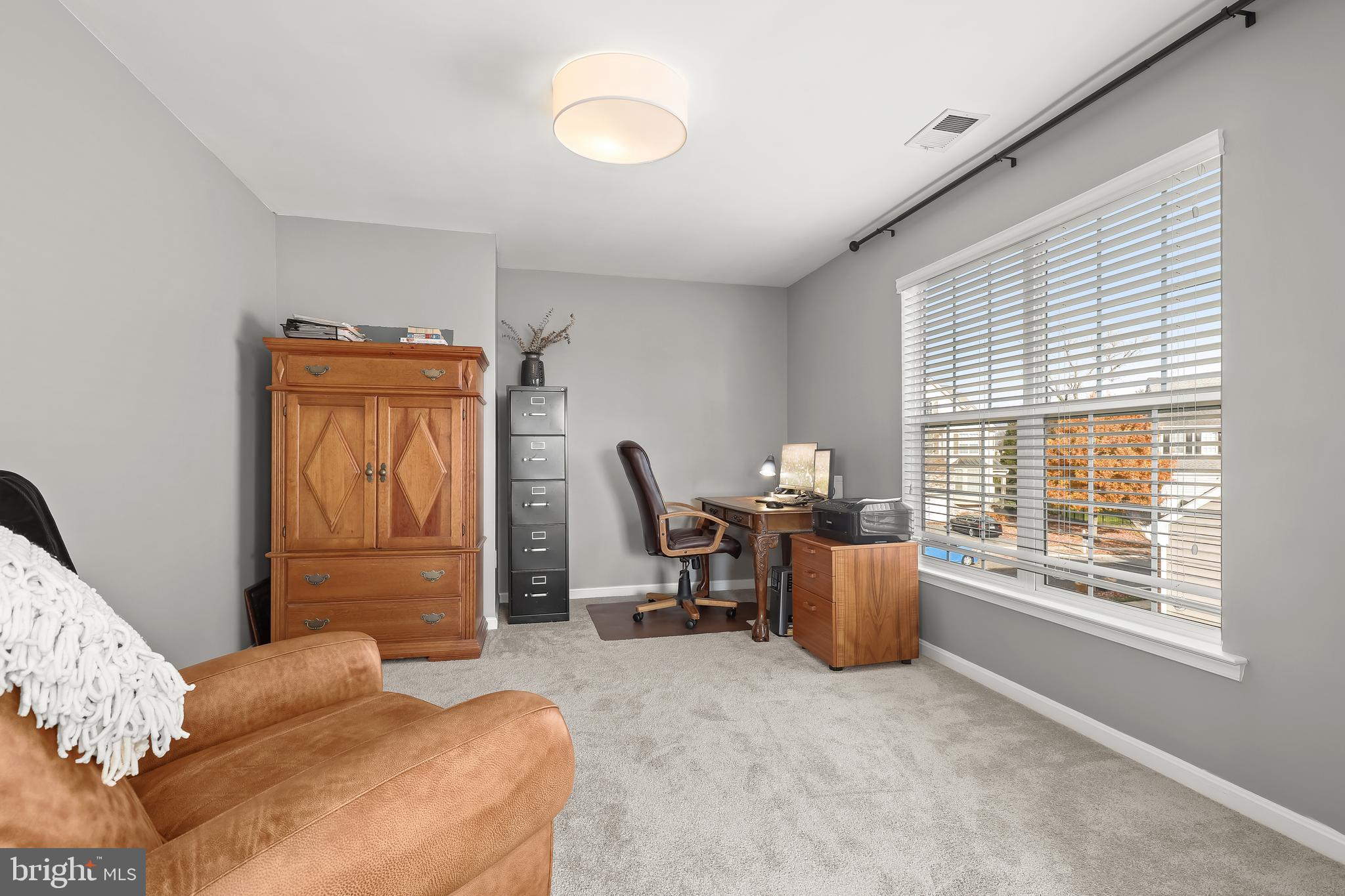 2028 Willowcrest Circle Baltimore, MD 21209 - Photo 26 of 53 Sitting Room