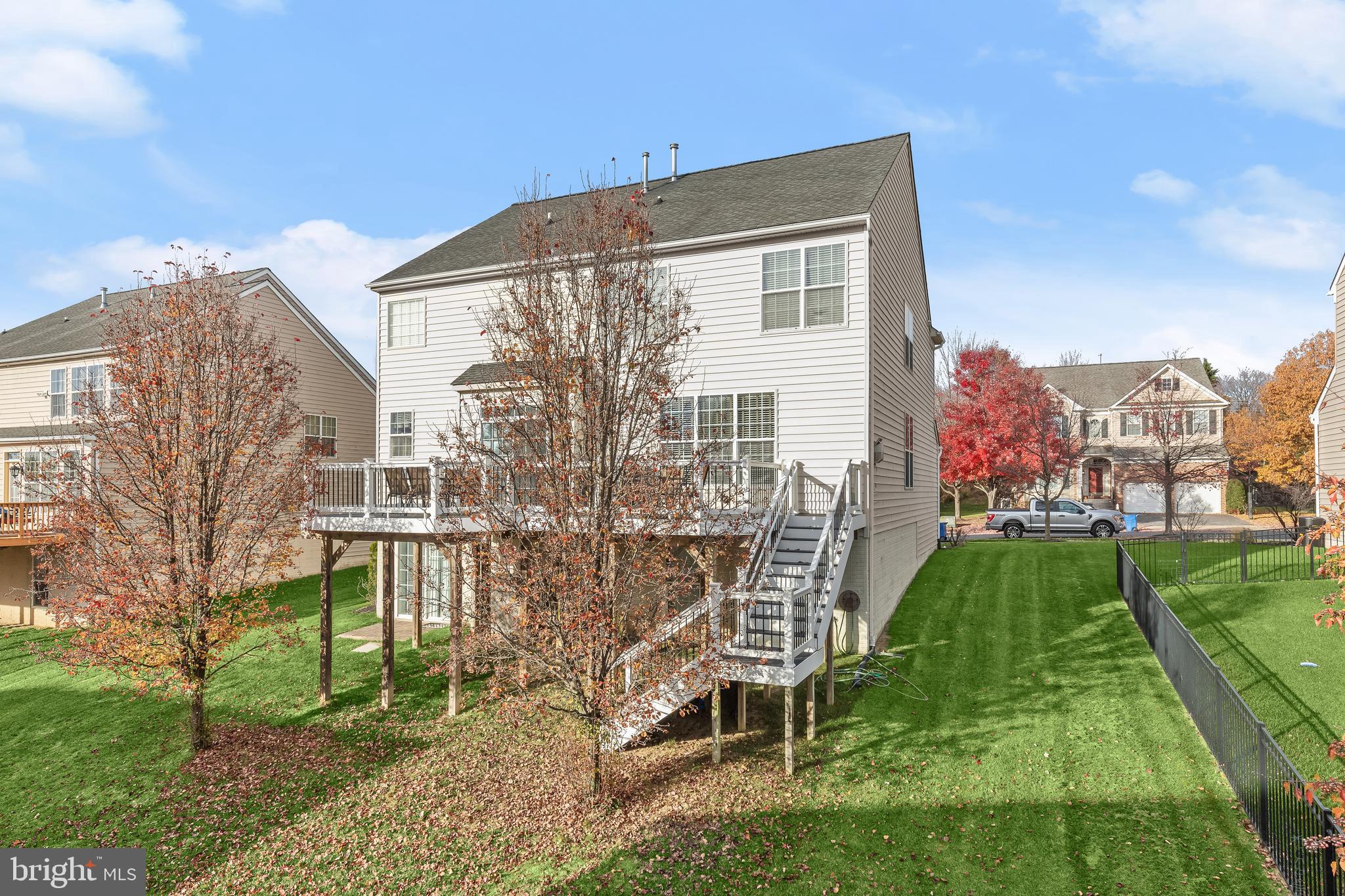 2028 Willowcrest Circle Baltimore, MD 21209 - Photo 37 of 53 Rear Exterior