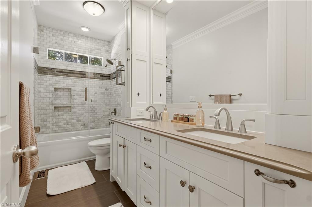 5305 Ridge Trail Road Summerfield, NC 27358 - Photo 27 of 49 Full Bath on Main