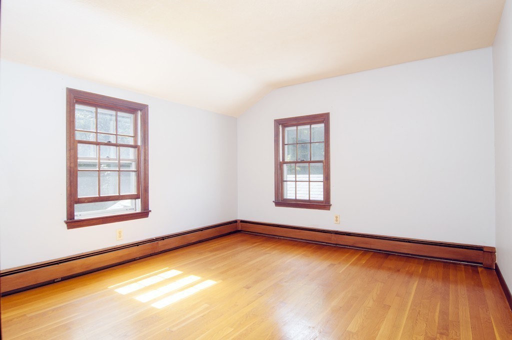 69 Ortins Road Hamilton, MA 01982 - Photo 8 of 21