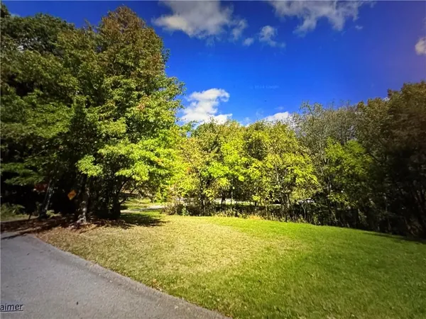 $39,000 | 1 Oakland Heights Road, Monaca, PA 15061