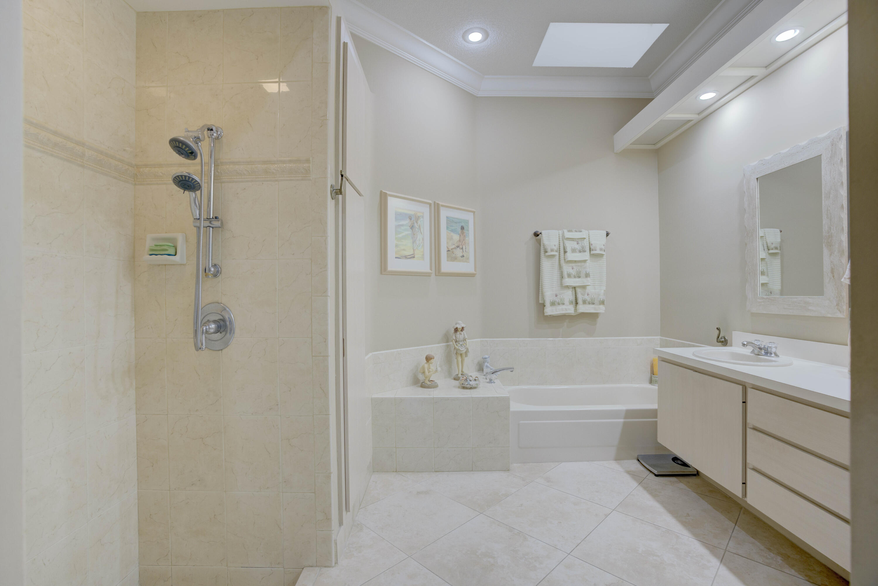 170 South Hampton Drive Jupiter, FL 33458 - Photo 16 of 54 16__mlp3317_18_19_20_21