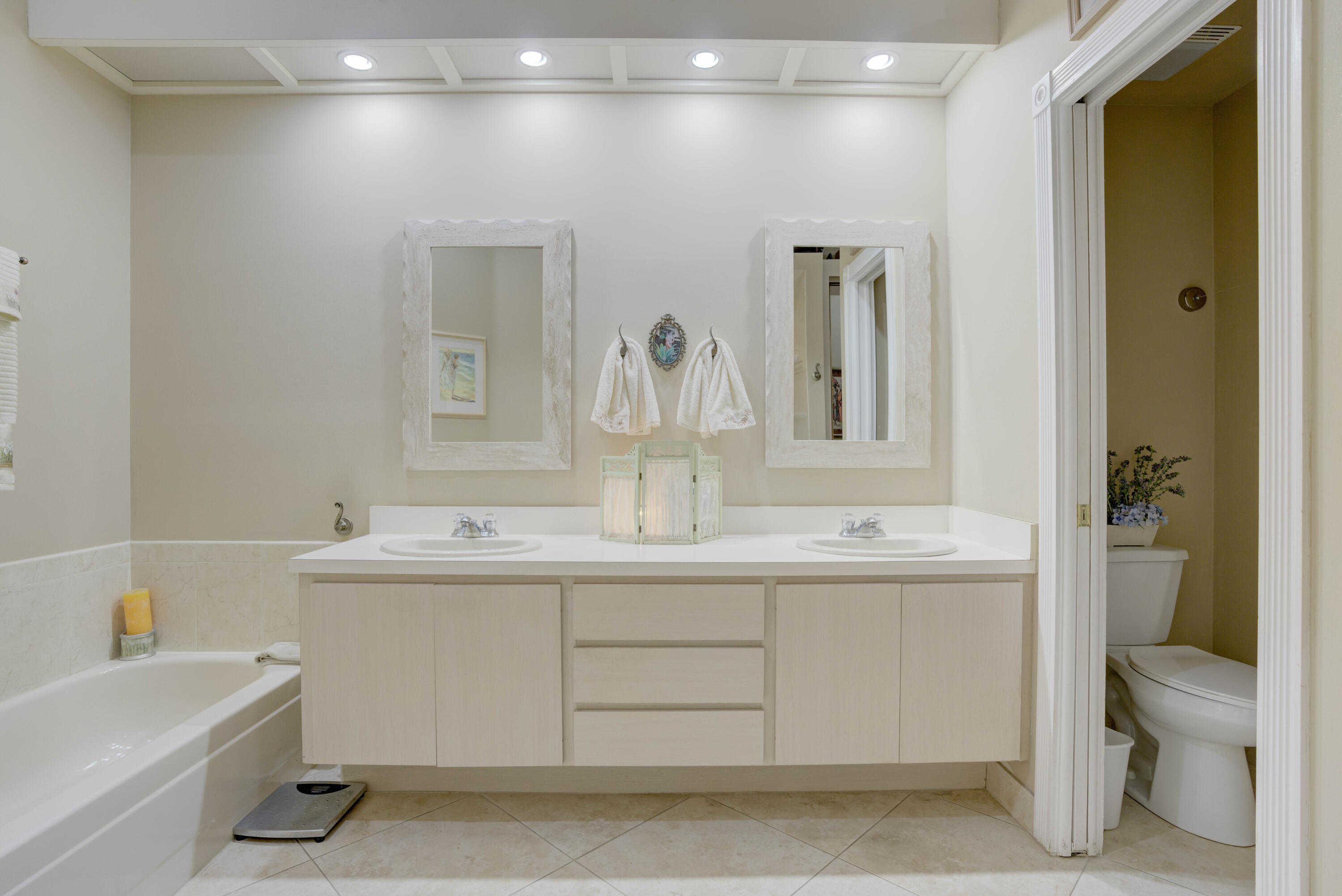 170 South Hampton Drive Jupiter, FL 33458 - Photo 18 of 54 18__mlp3327_28_29_30_31