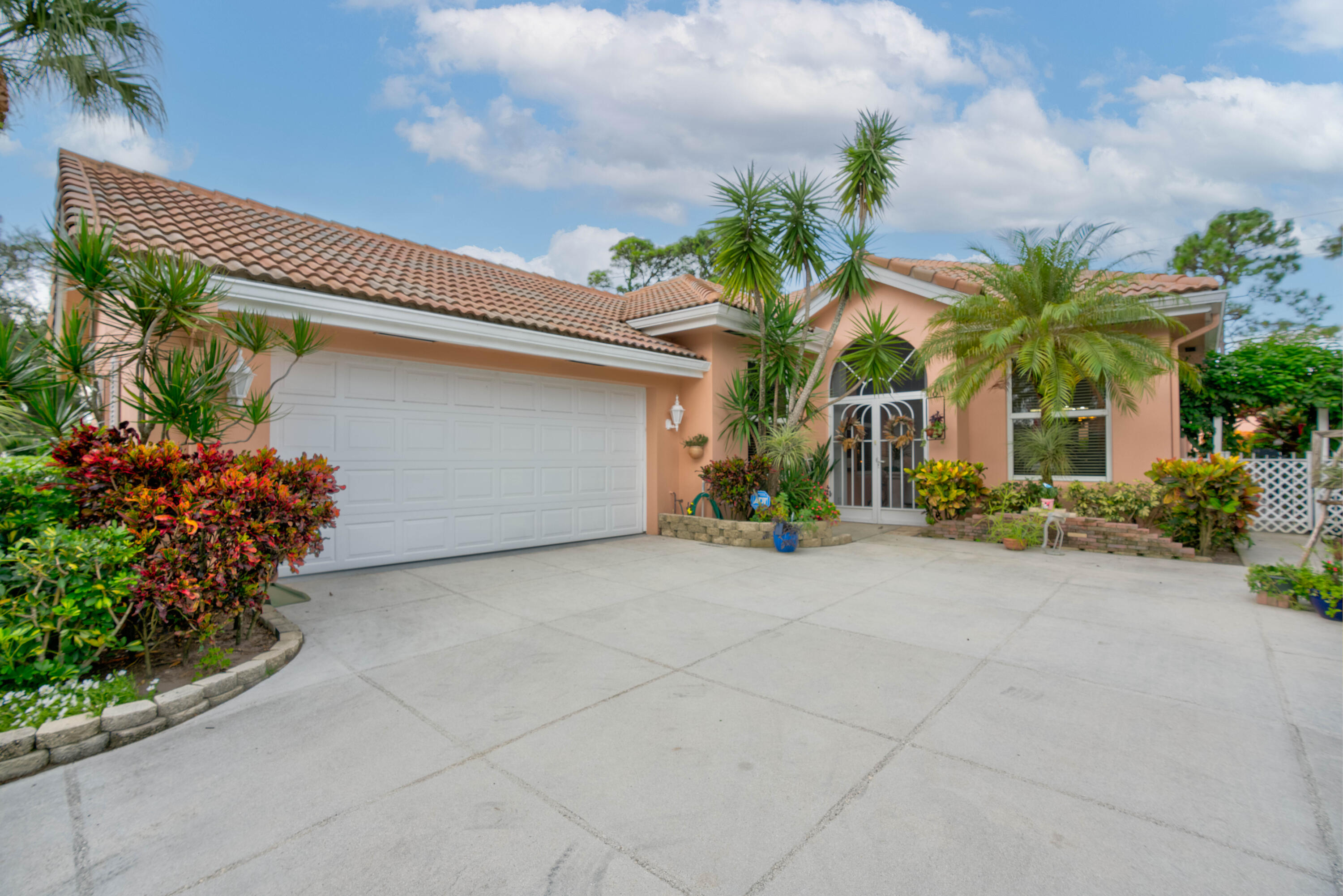 170 South Hampton Drive Jupiter, FL 33458 - Photo 3 of 54 03__mlp3252_3_4_5_6-edit
