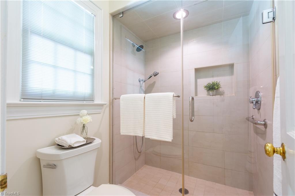 3200 North Rockingham Road Greensboro, NC 27407 - Photo 31 of 45 Gallery Image 31
