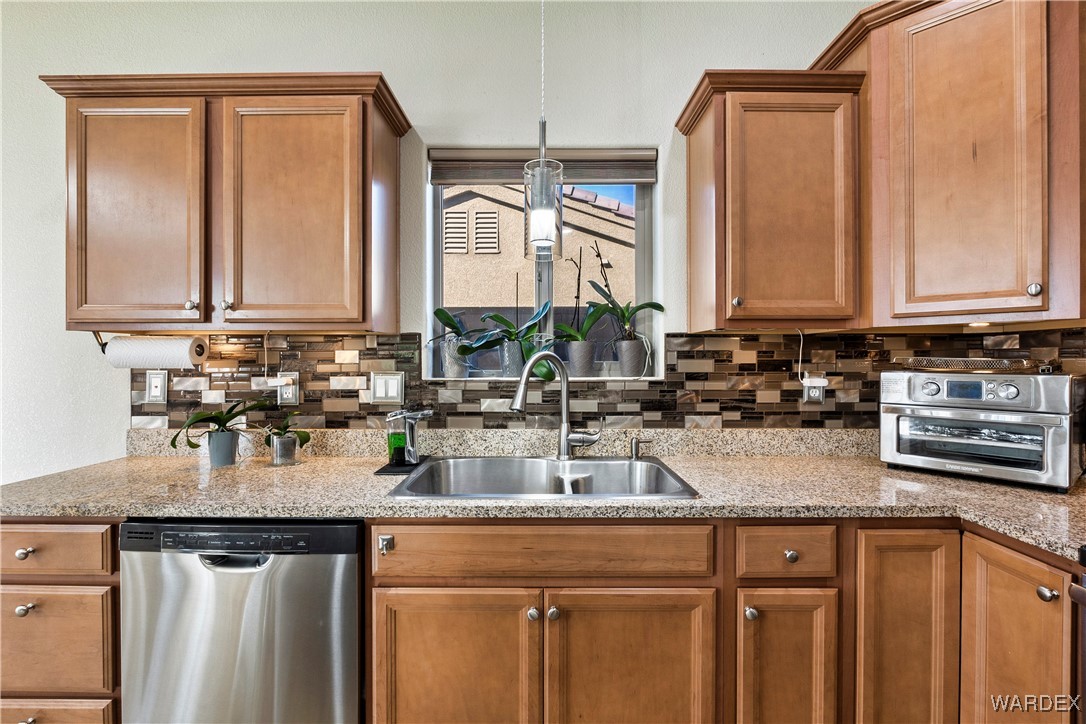 3298 Motherload Road Kingman, AZ 86401 - Photo 20 of 67 Kitchen