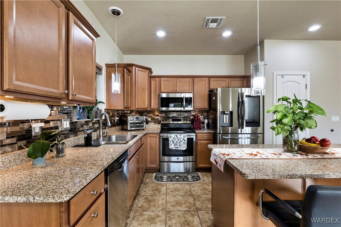 3298 Motherload Road Kingman, AZ 86401 - Photo 22 of 67 Kitchen